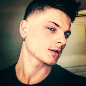 Meet your Posher, Tristan